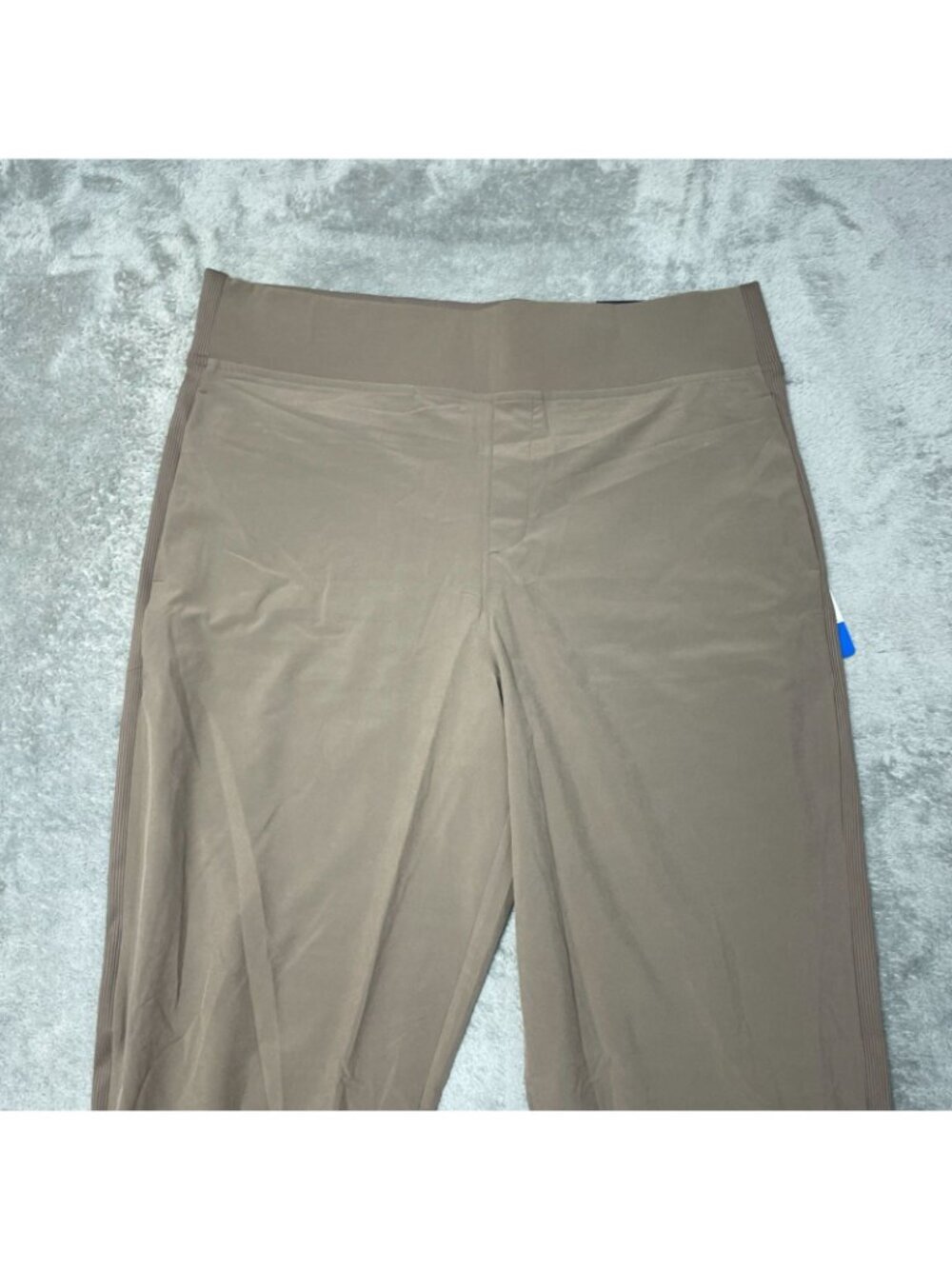 NWT Kirkland Signature L Ankle Pants Pullon Rib Panel Tan  G2241 - Picture 13 of 15
